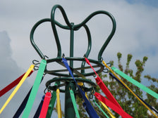 S83 Maypole with weighted base