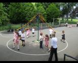 S83 Maypole
