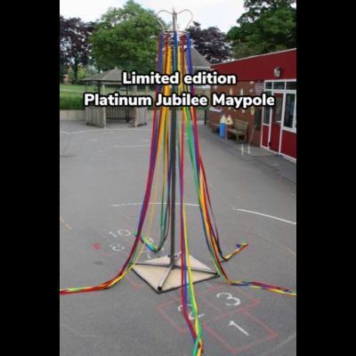 S83 Maypole